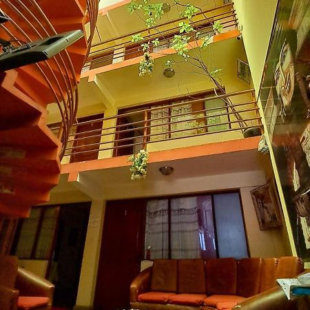 Hostal La Realeza Potosí Exterior foto
