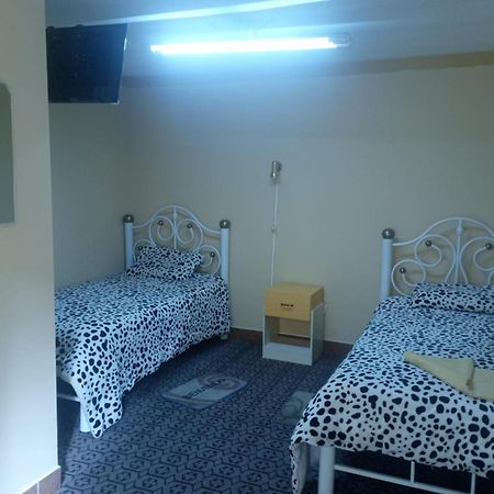 Hostal La Realeza Potosí Exterior foto