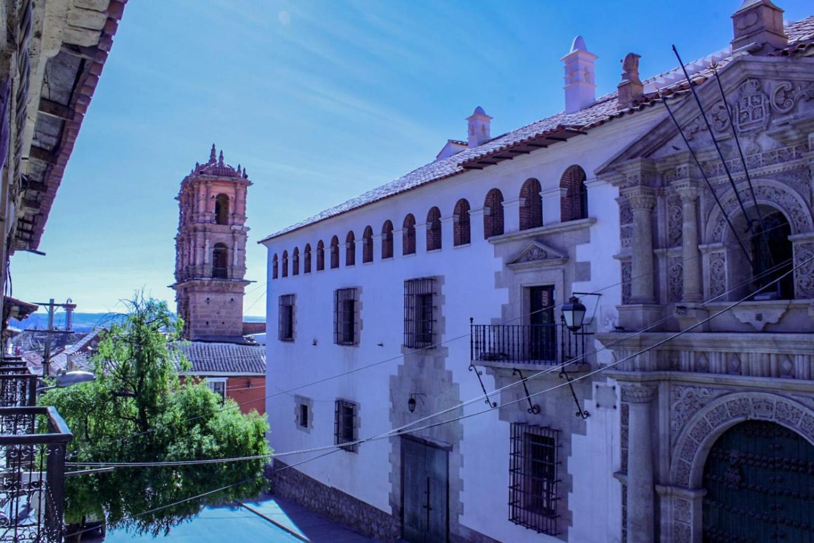 Hostal La Realeza Potosí Exterior foto